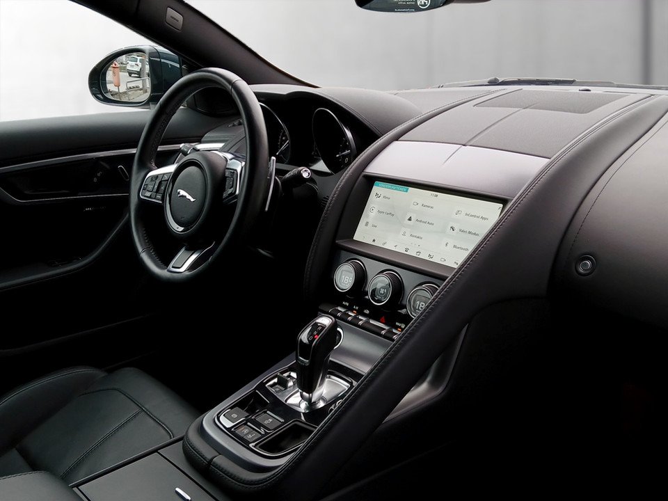 Jaguar F-Type P300 Coupe 2,0 Turbo Aut. | Bild 11 von 19