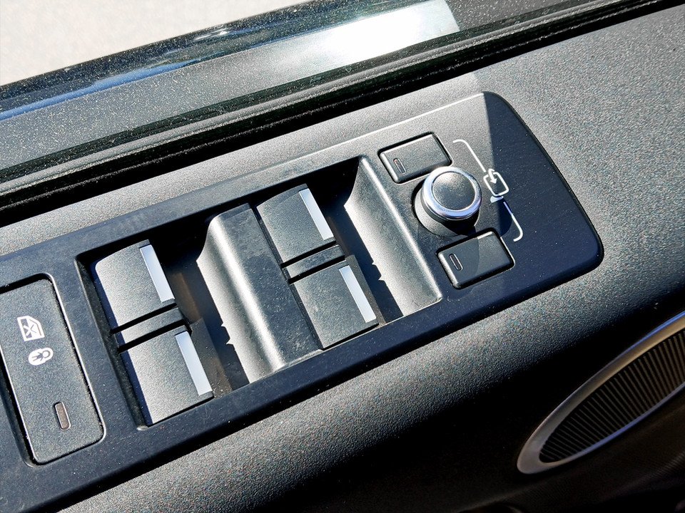 Land Rover Discovery 2.0 SD4 SE | Bild 7 von 20