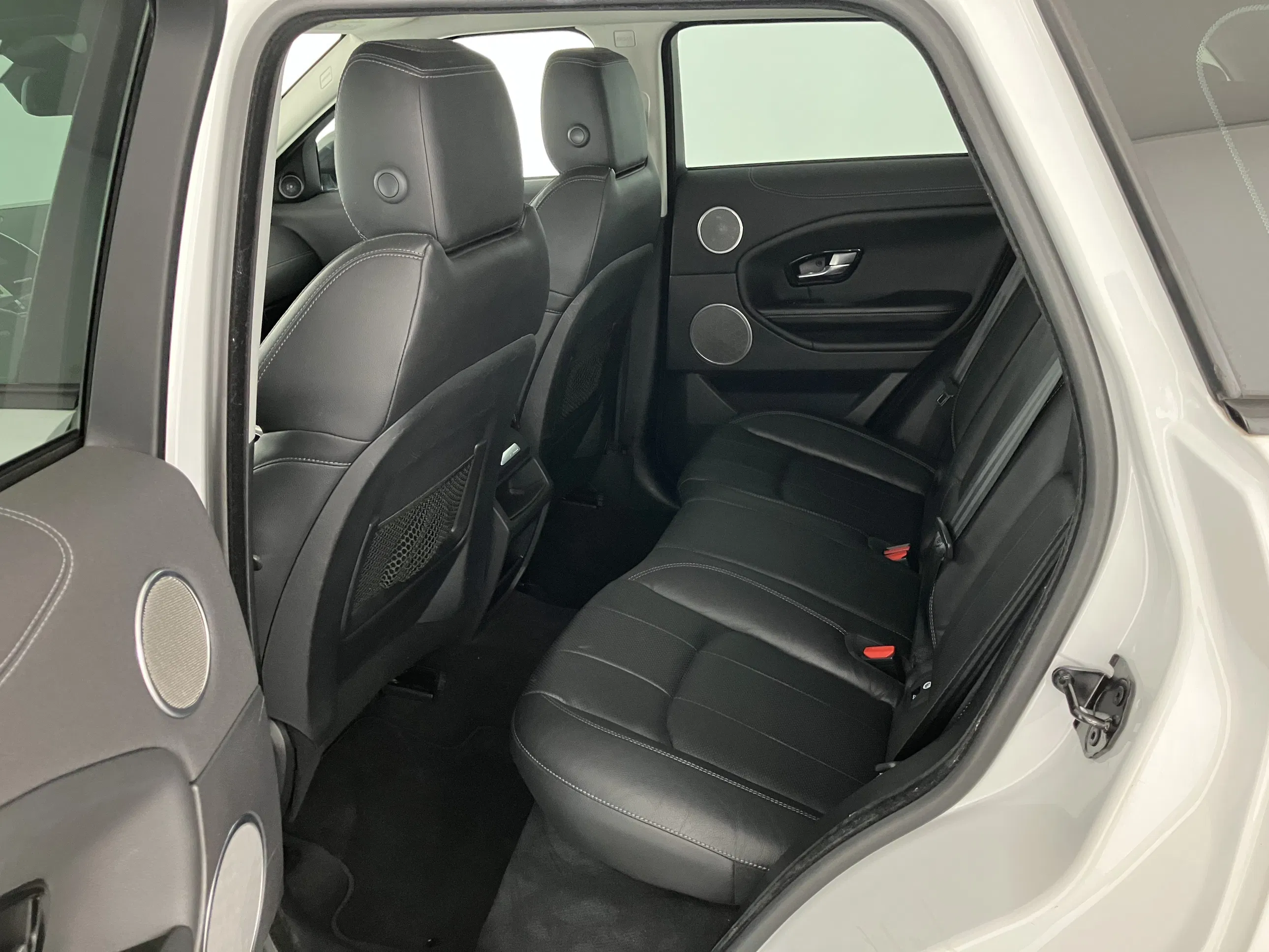 Landrover Range Rover Evoque Pure 2,0 TD4 Aut. | Bild 19 von 25