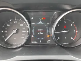 Land Rover Range Rover Evoque 2,0 TD4 150 SE | Thumbnail 10 von 23