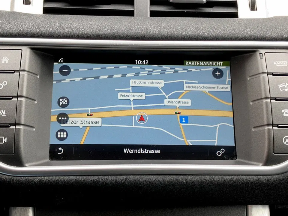 Land Rover Range Rover Evoque 2,0 TD4 150 SE | Bild 12 von 23