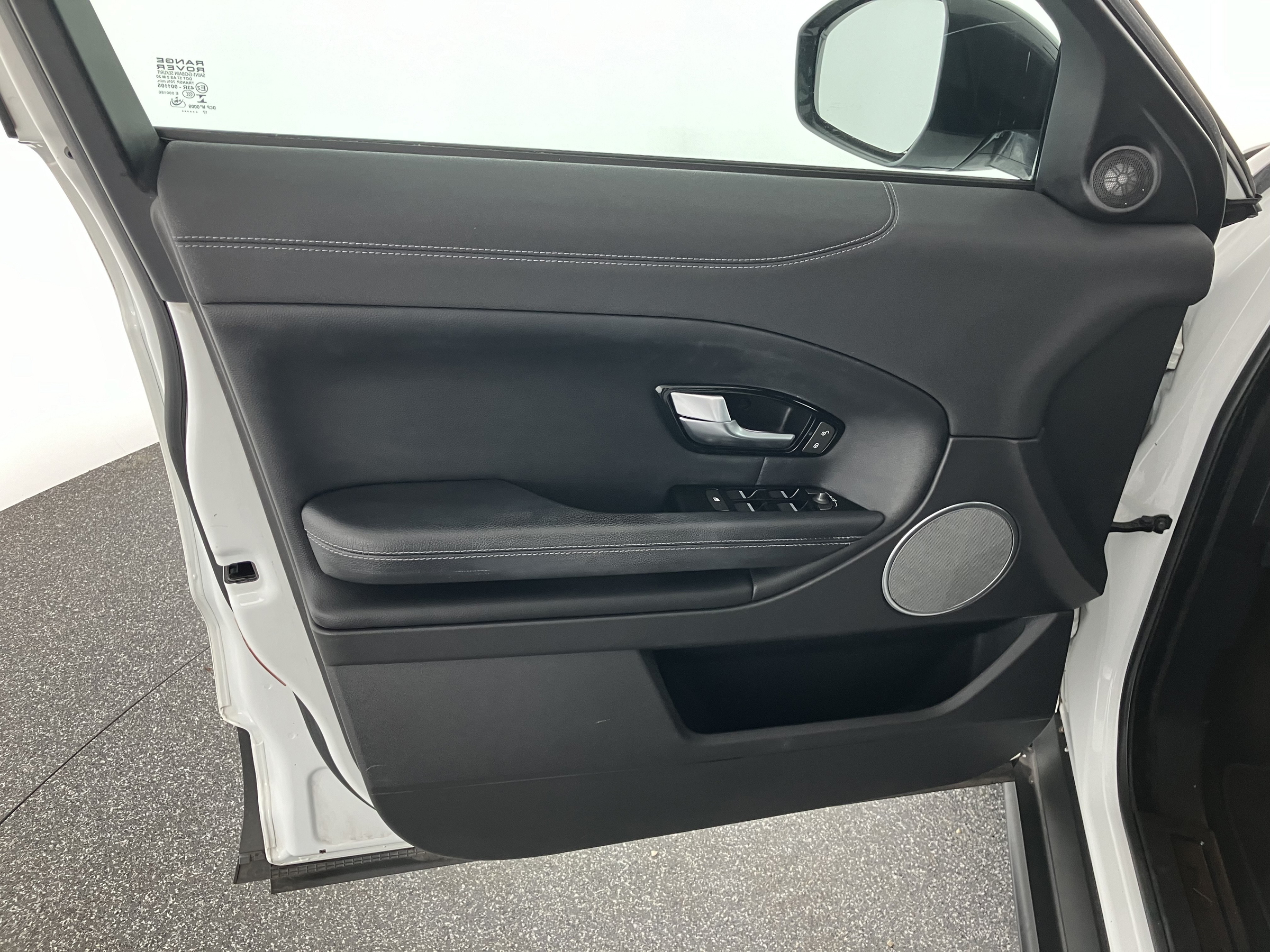 Landrover Range Rover Evoque Pure 2,0 TD4 Aut. | Bild 4 von 25