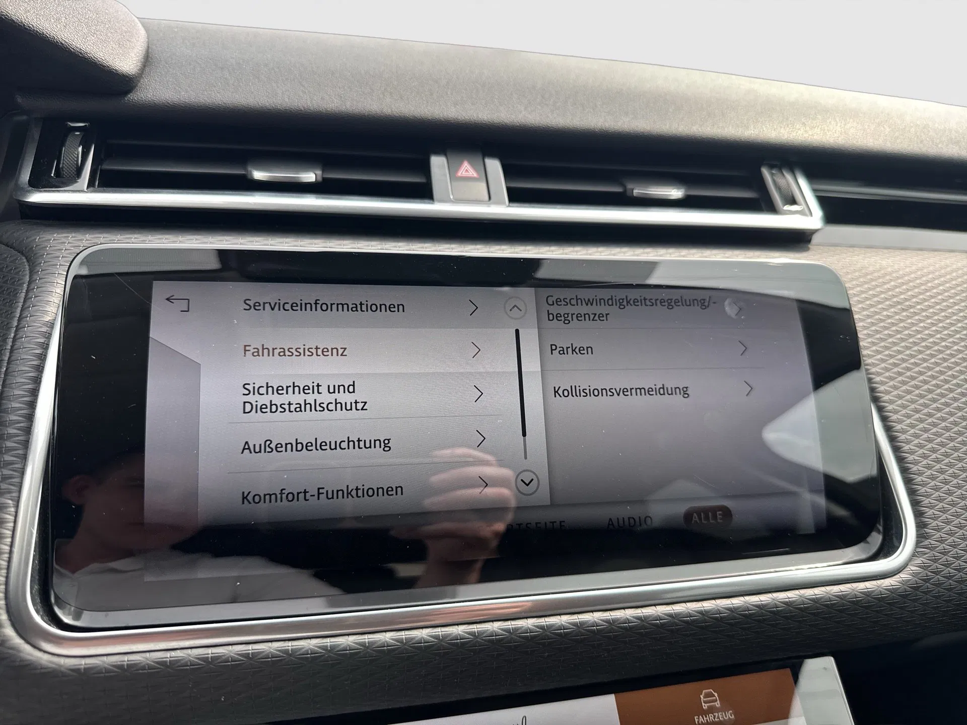 Land Rover Range Rover Velar 2.0 d | Bild 19 von 25