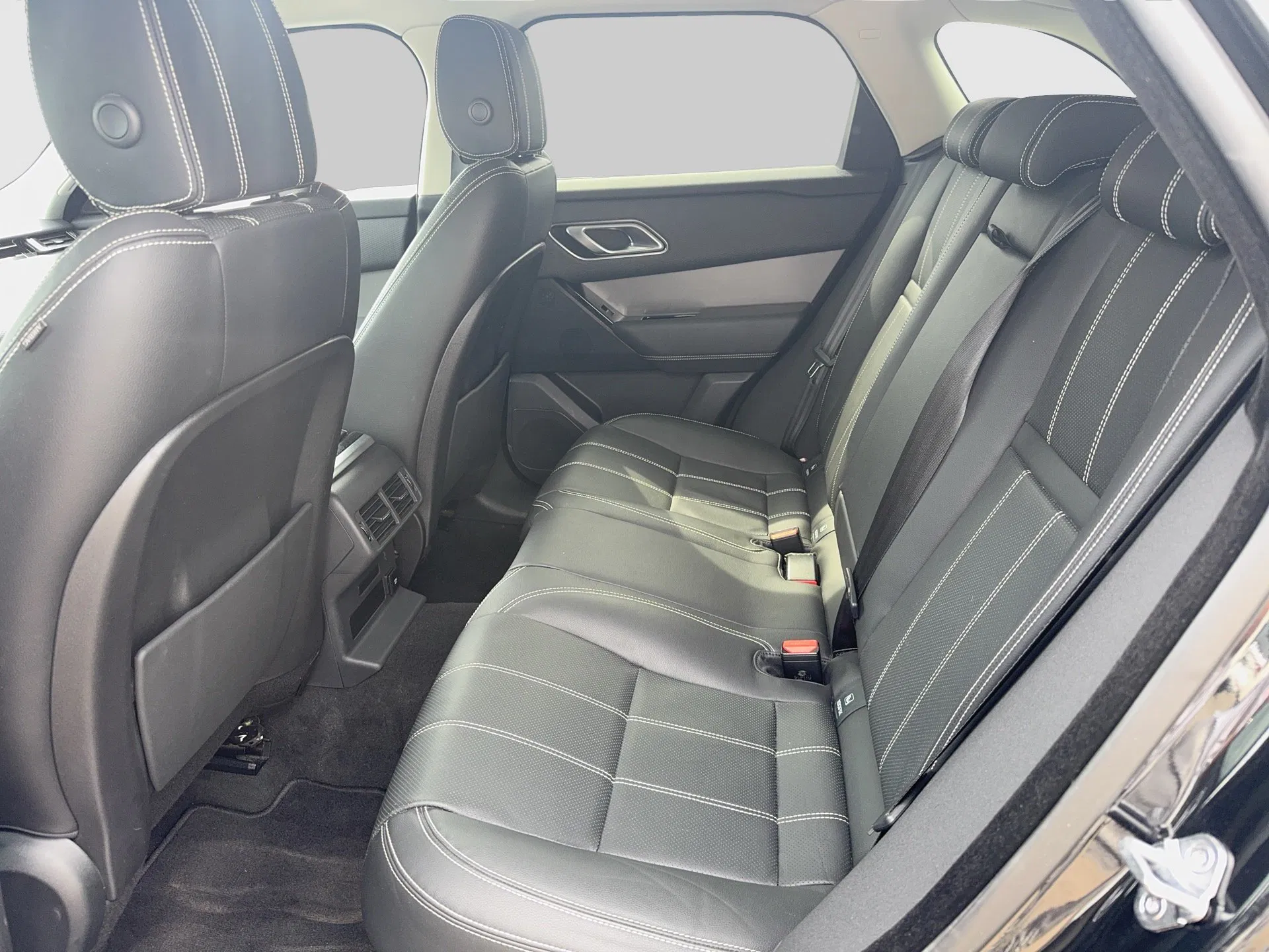 Land Rover Range Rover Velar 2.0 d | Bild 20 von 25