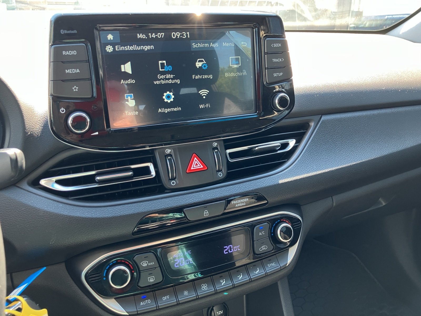 Hyundai i30 CW 1,6 CRDi Trend Line | Bild 11 von 18