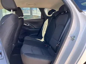 Hyundai i30 CW 1,6 CRDi Trend Line | Thumbnail 14 von 18