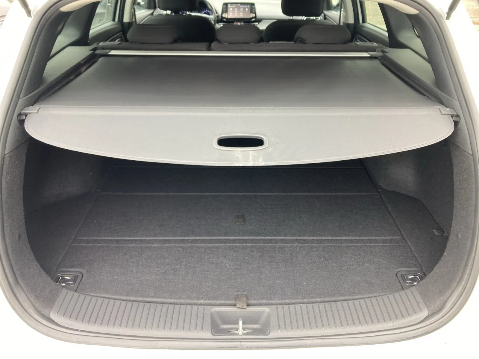 Hyundai i30 CW 1,5 T-GDI 48V Edition 30 Plus | Bild 16 von 18