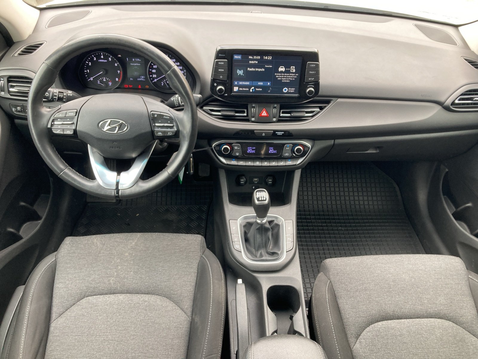 Hyundai i30 CW 1,5 T-GDI 48V Edition 30 Plus | Bild 11 von 18