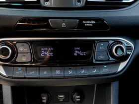 Hyundai i30 CW 1,5 T-GDI 48V | Thumbnail 19 von 22