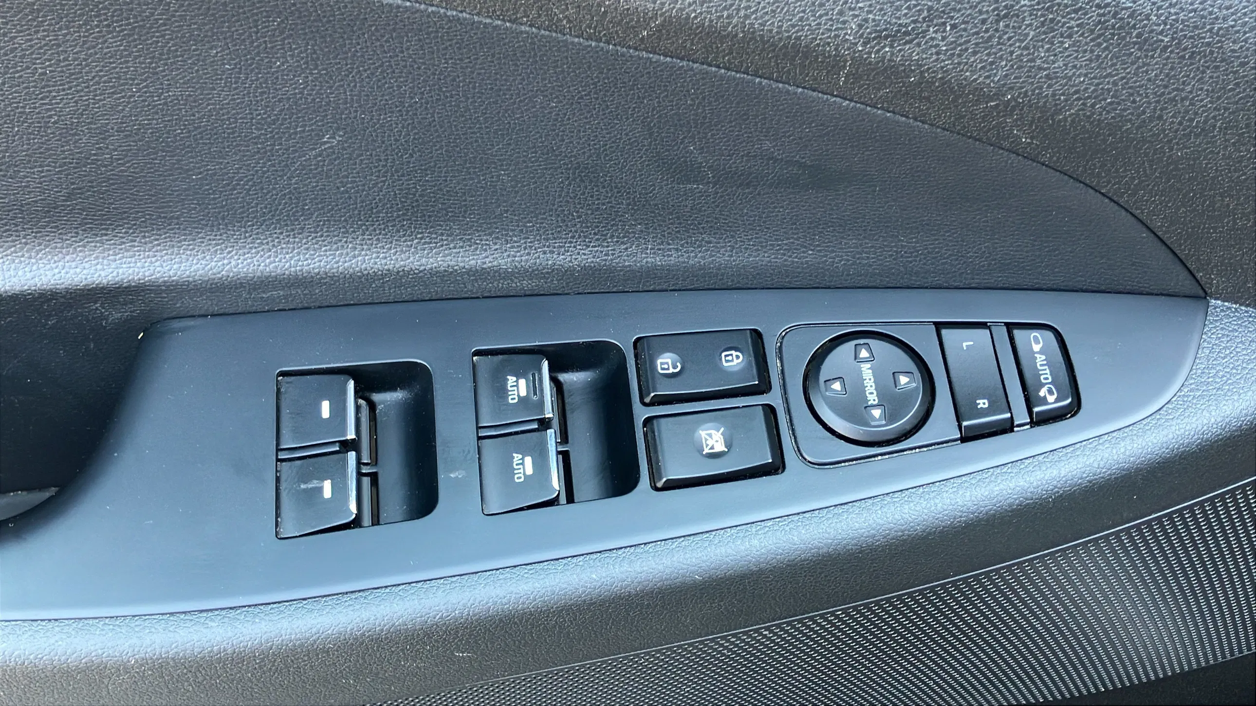 Hyundai Tucson 1.6 CRDi LEVEL 3 | Bild 22 von 25