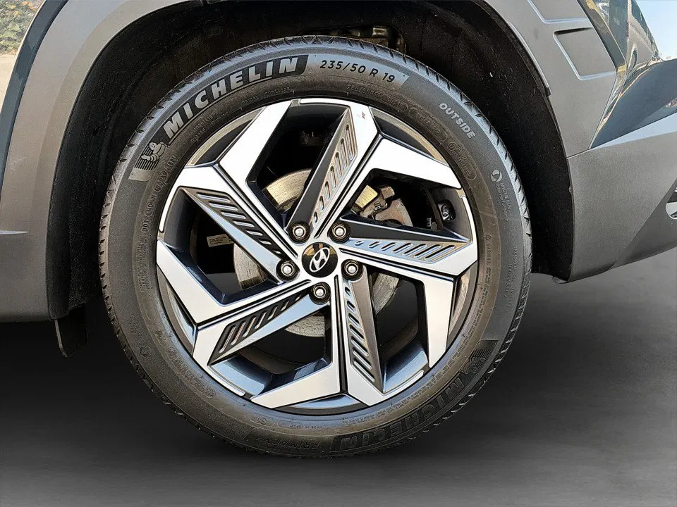 Hyundai Tucson 1.6 T-GDI Prestige | Bild 6 von 23