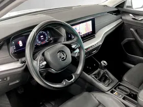 Skoda Octavia 2.0 TDI Style | Thumbnail 7 von 27