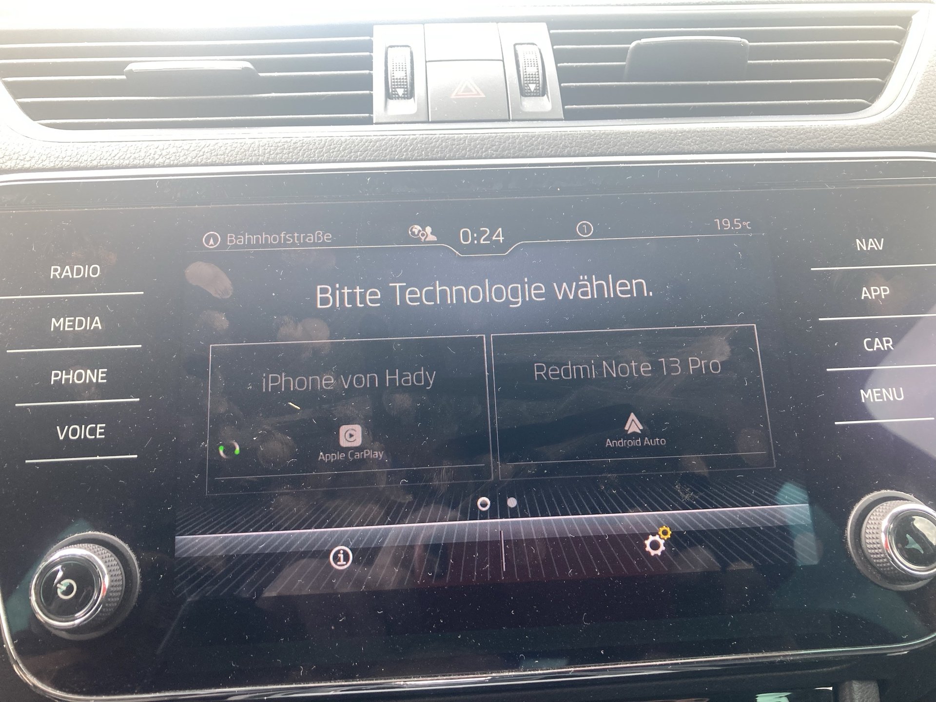 Skoda Superb 2.0 TDI Ambition | Bild 21 von 26