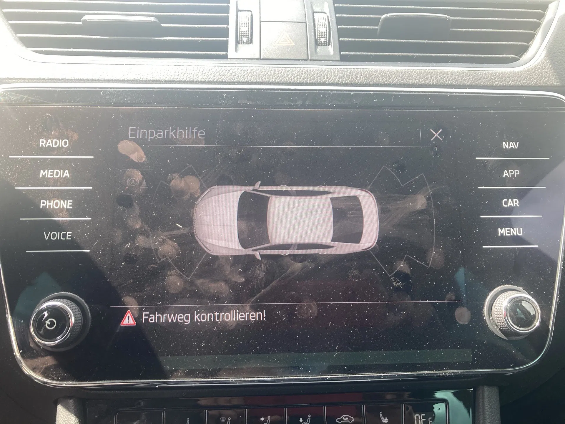 Skoda Superb 2.0 TDI Ambition | Bild 22 von 26