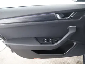 Skoda Superb 2.0 TDI Style DSG | Thumbnail 15 von 23