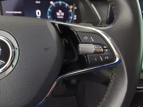 Skoda Octavia 2.0 TDI Style | Thumbnail 18 von 31