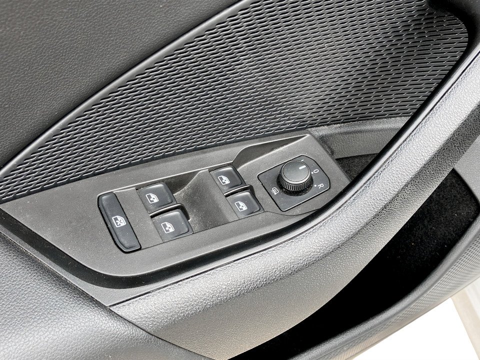 Skoda Octavia 2.0 TDI Ambition | Bild 15 von 18