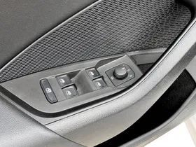 Skoda Octavia 2.0 TDI Ambition | Thumbnail 15 von 18
