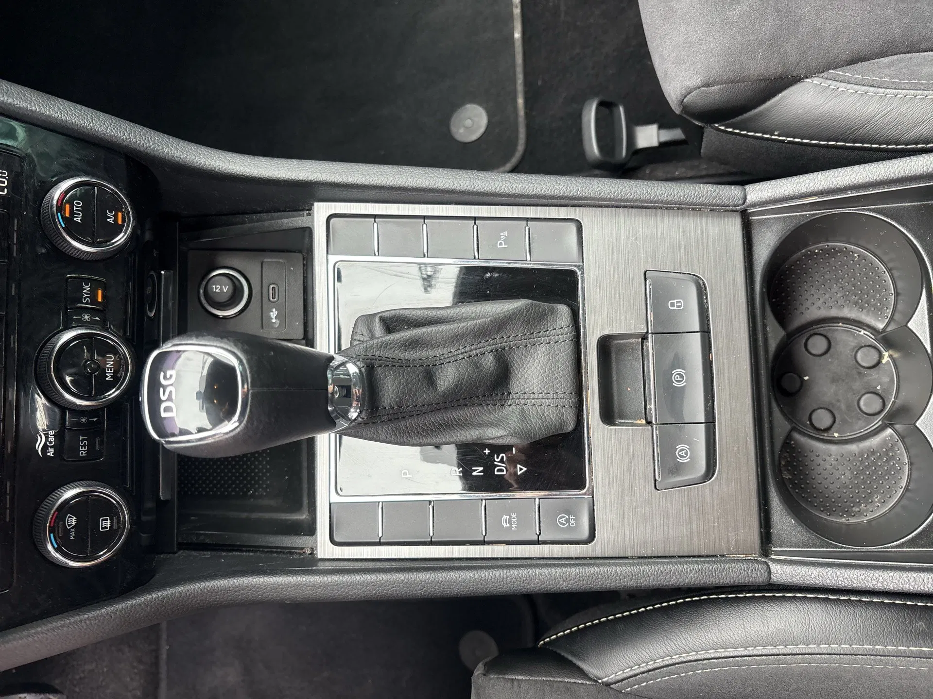 Skoda Superb 1.5 TSI ACT Style | Bild 15 von 19