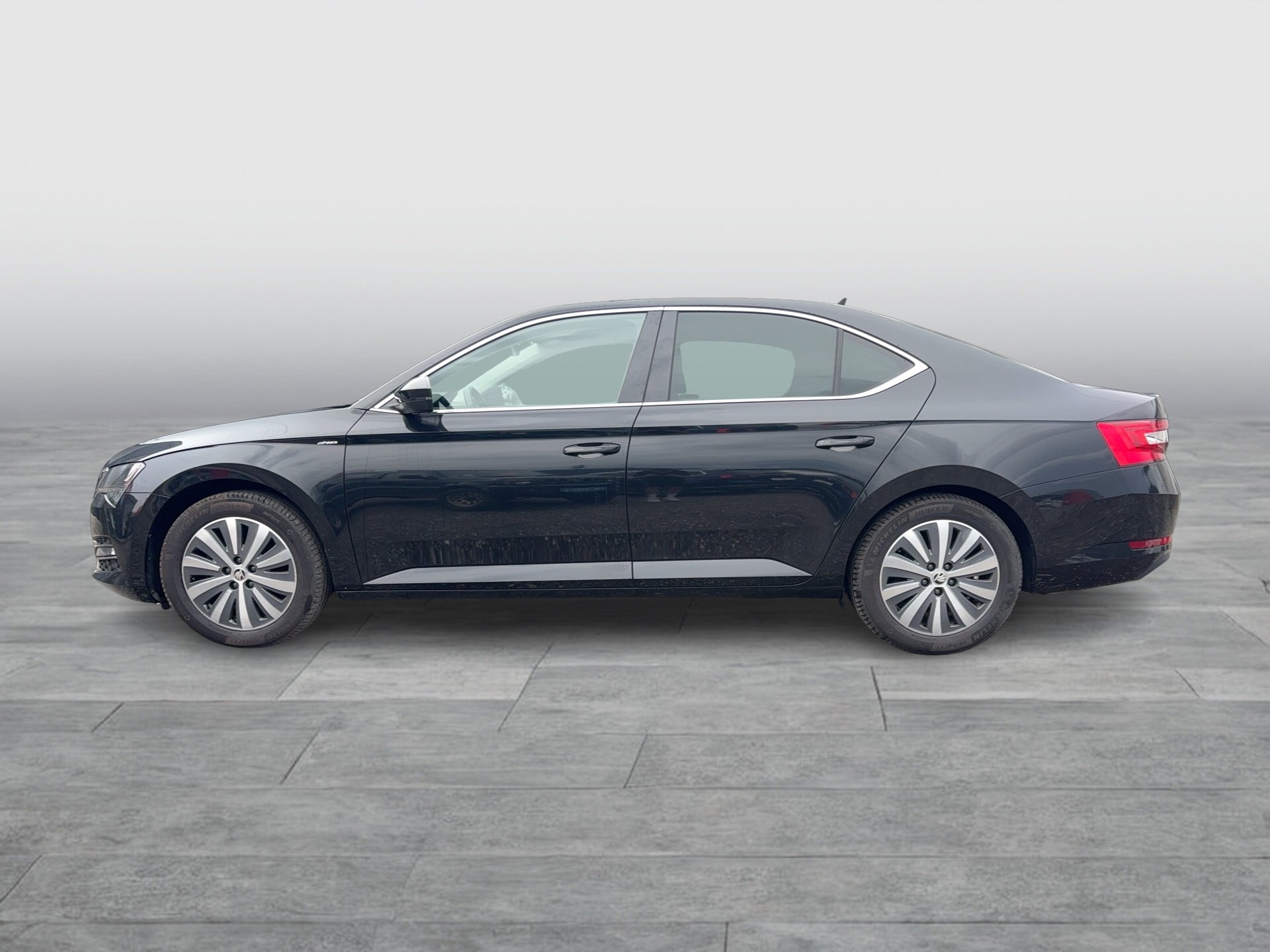 Skoda Superb 1.5 TSI ACT Style | Bild 3 von 19