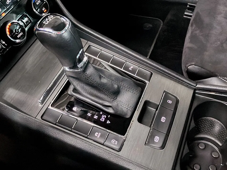 Skoda Superb 1.5 TSI Style Aut. | Bild 25 von 27