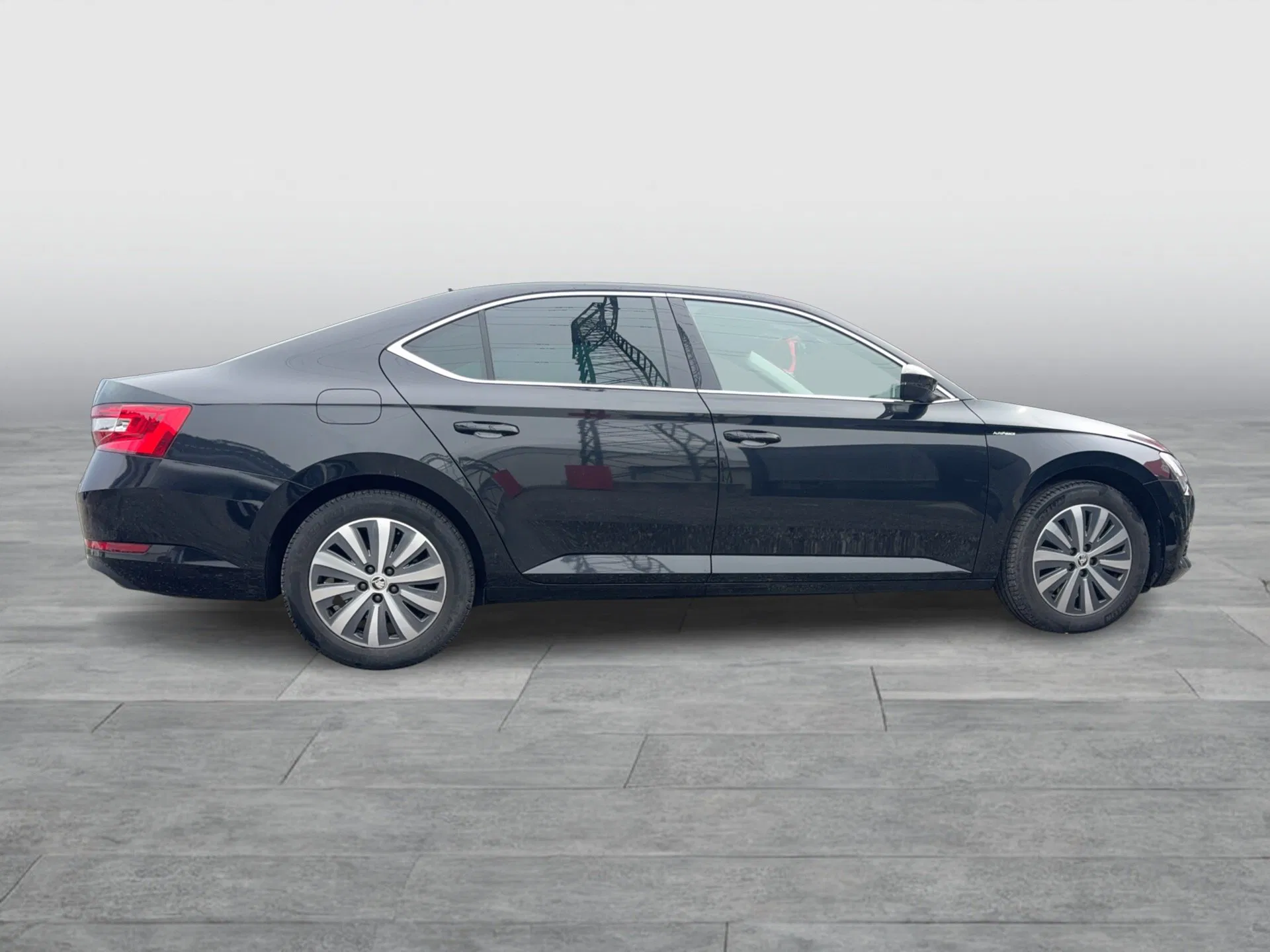 Skoda Superb 1.5 TSI ACT Style | Bild 6 von 19
