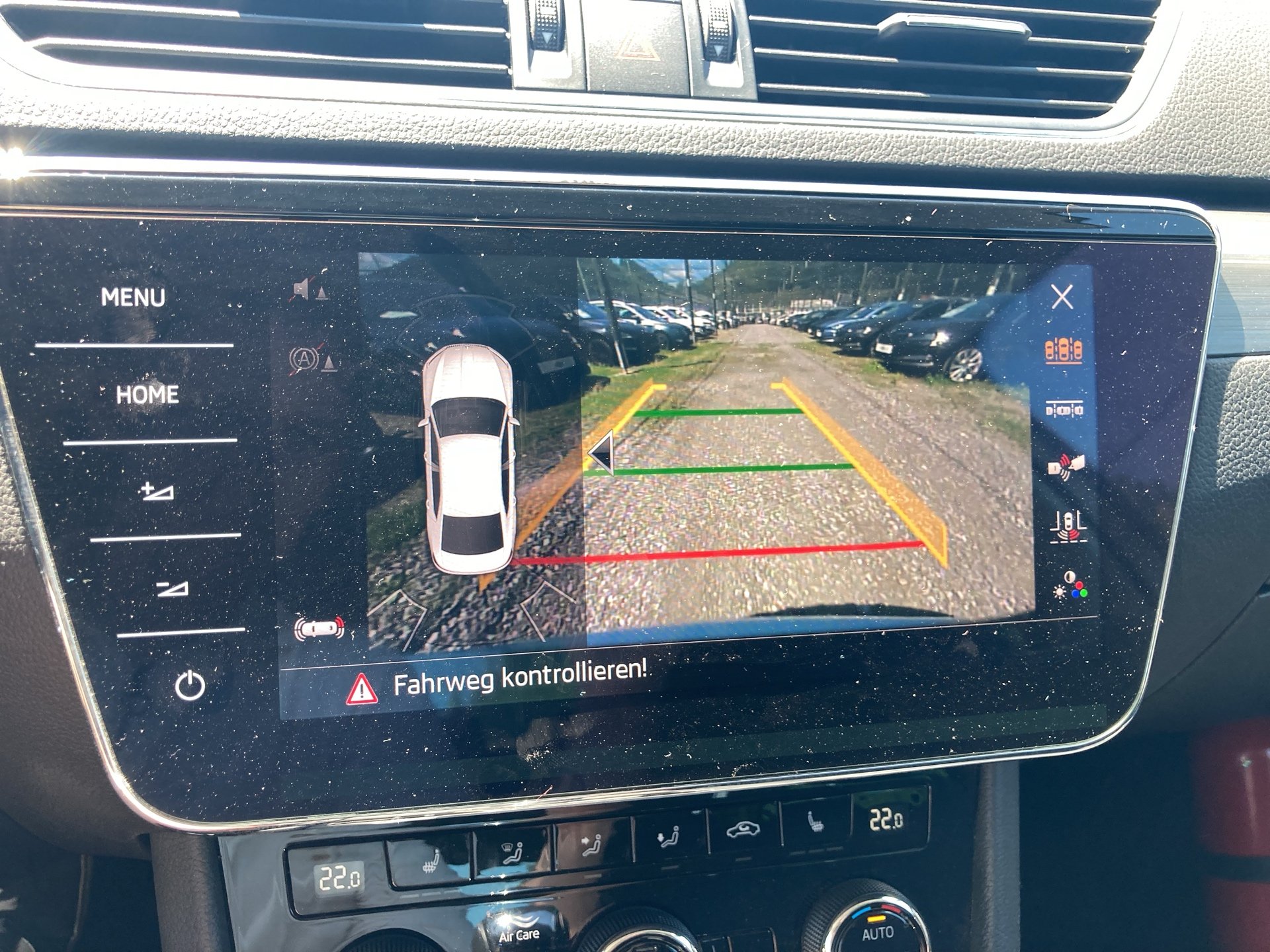 Skoda Superb 1.5 TSI Style Aut. | Bild 23 von 27