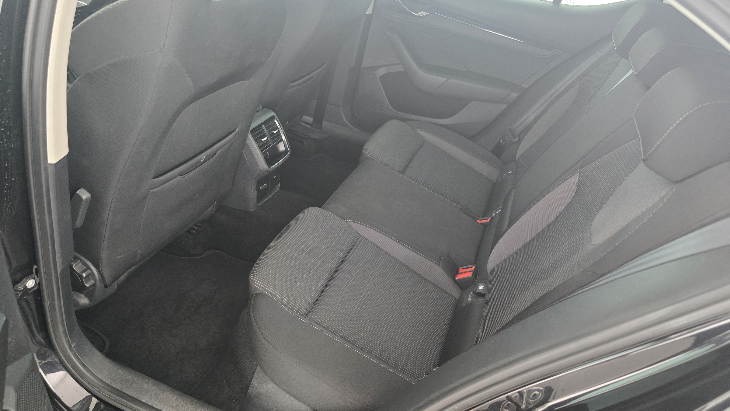 Skoda Octavia 1.0 TSI Ambition | Bild 11 von 14