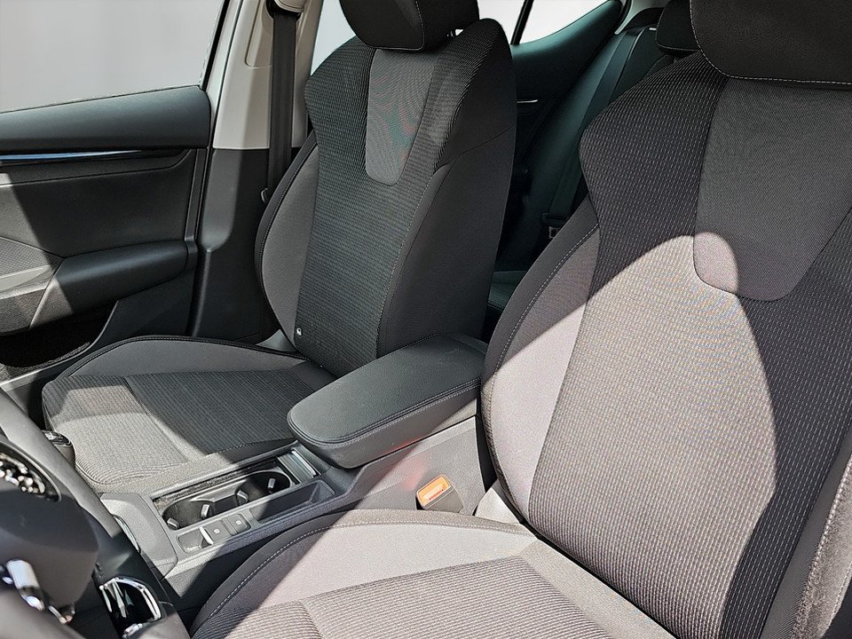 Skoda Octavia 1.5 TSI ACT Business | Bild 8 von 10