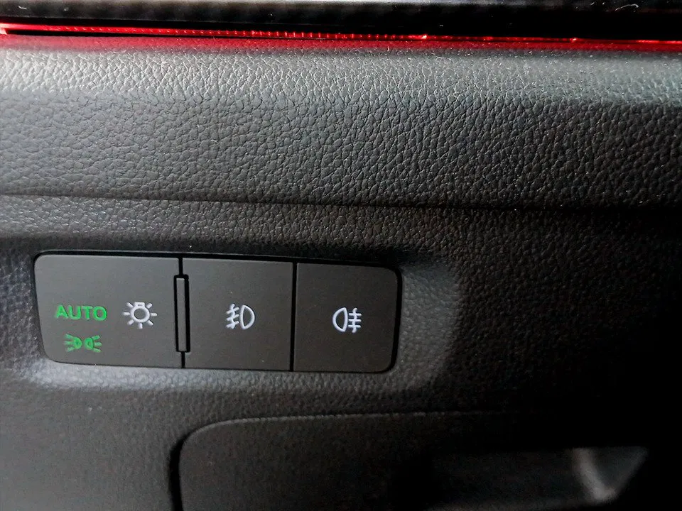 Skoda Octavia 2.0 TSI RS | Bild 9 von 22