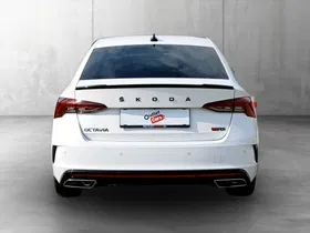 Skoda Octavia 2.0 TSI RS | Thumbnail 6 von 22