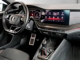 Skoda Octavia 2.0 TSI RS | Thumbnail 12 von 22