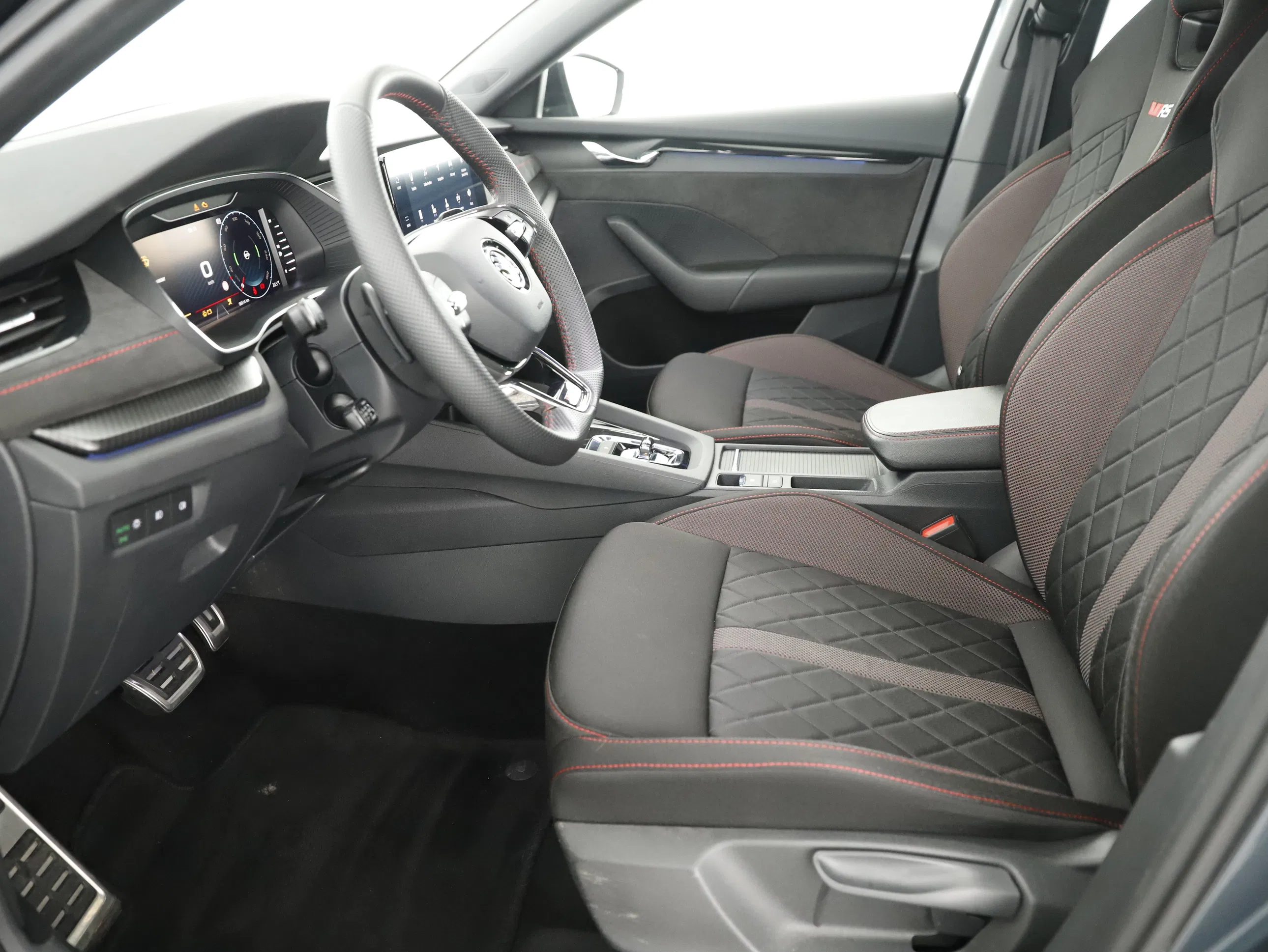 Skoda Octavia 2.0 TSI RS | Bild 13 von 31