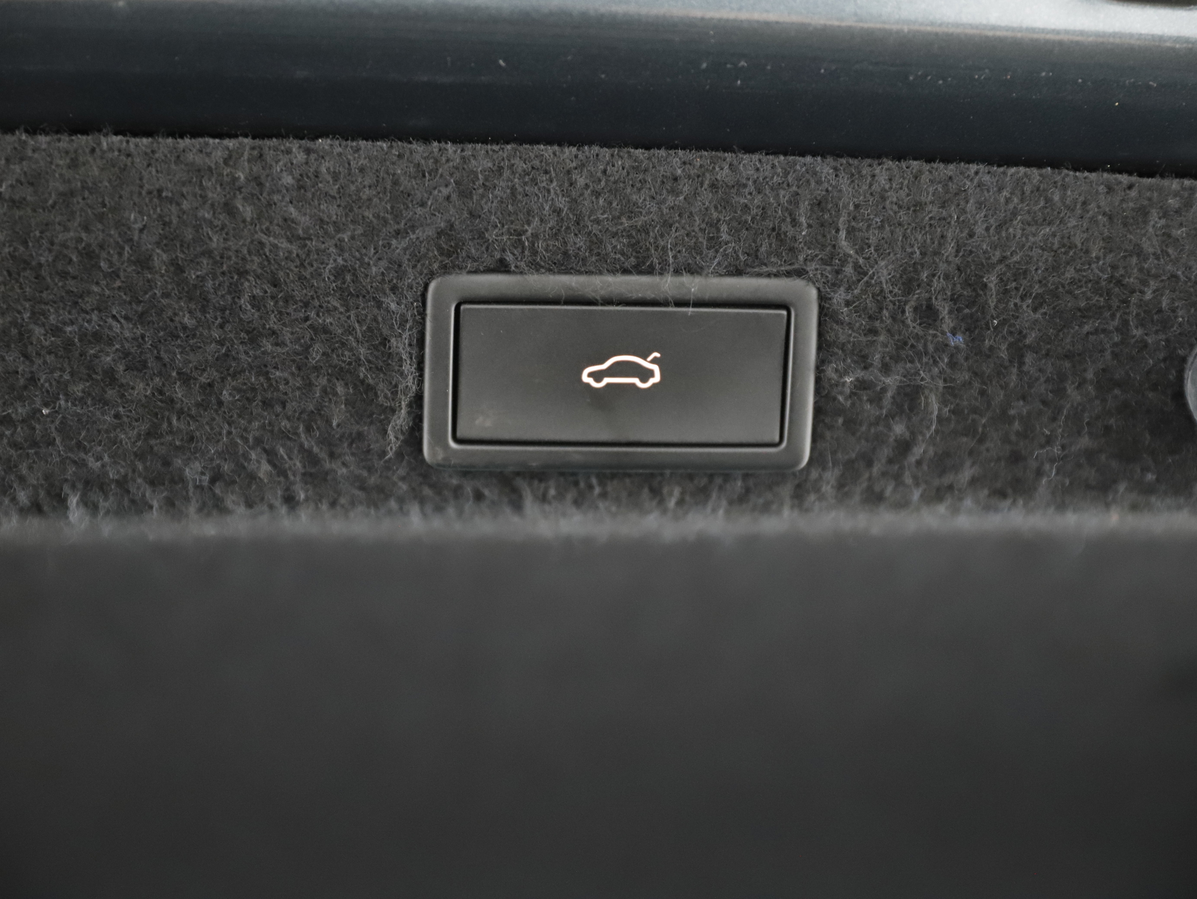 Skoda Octavia 2.0 TSI RS | Bild 27 von 31