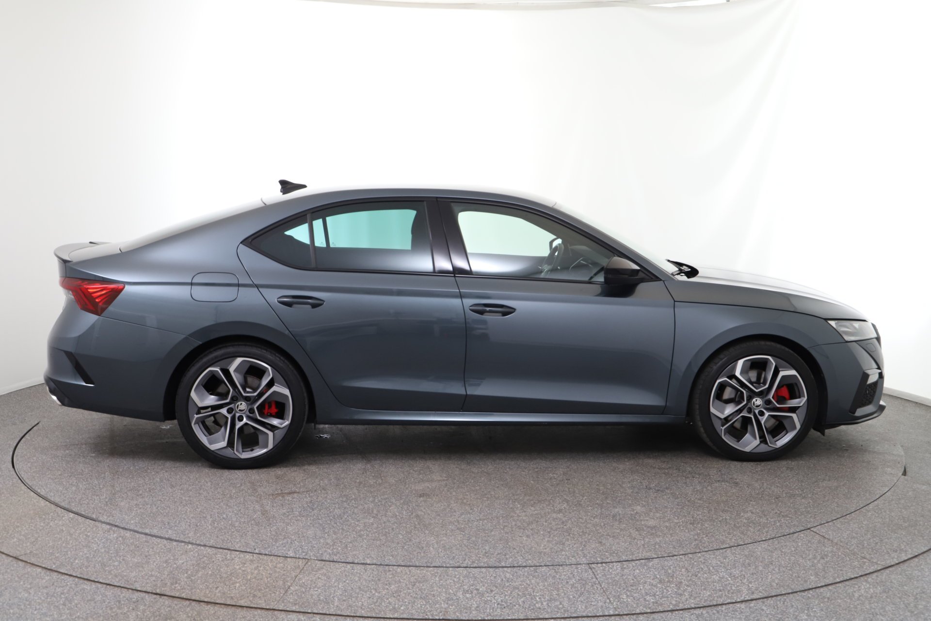 Skoda Octavia 2.0 TSI RS | Bild 7 von 31