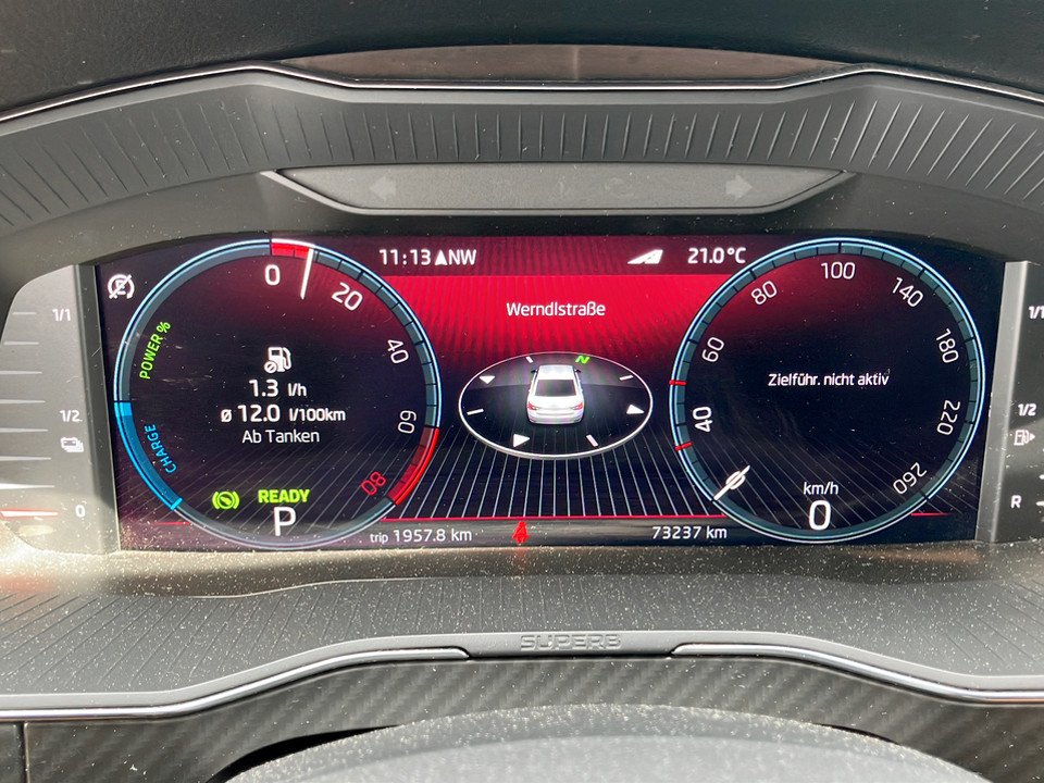 Skoda Superb 1.4 TSI iV Sportline DSG | Bild 2 von 21