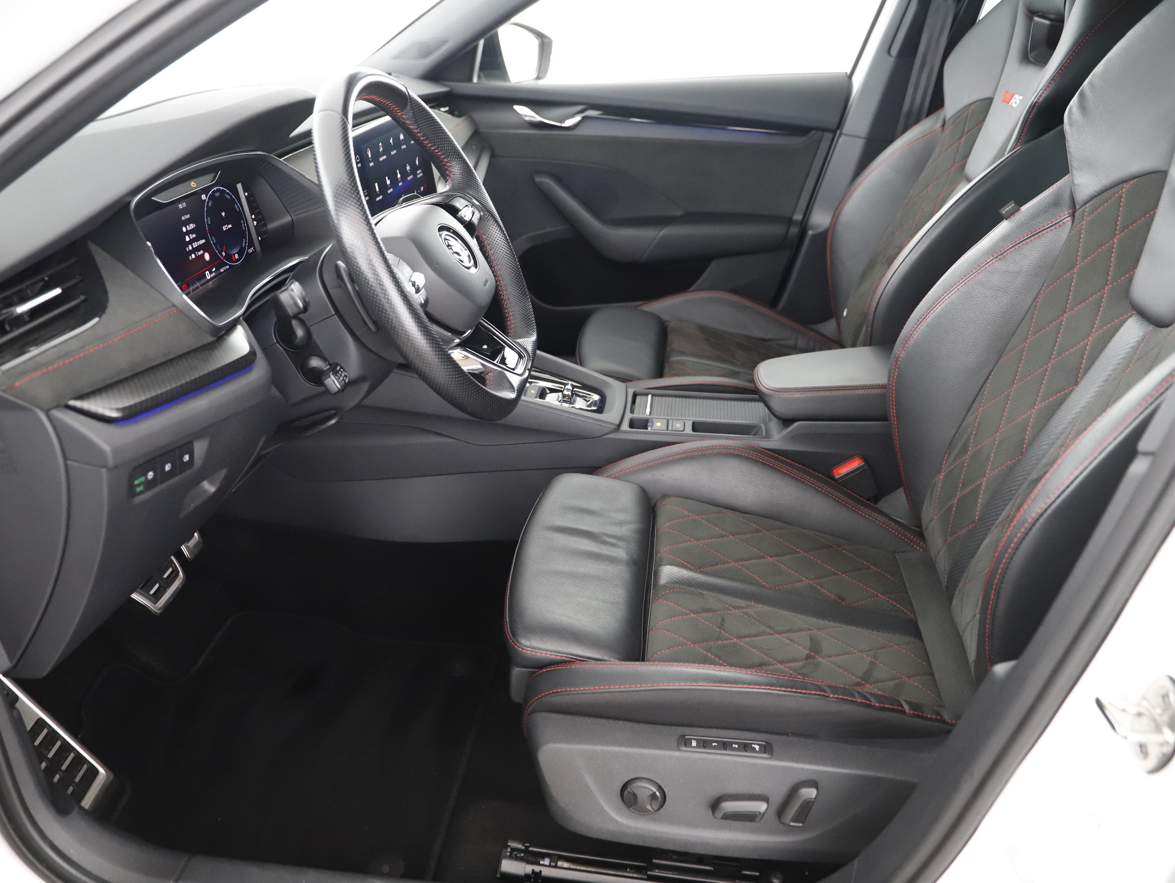 Skoda Octavia 1.4 TSI RS iV | Bild 19 von 27