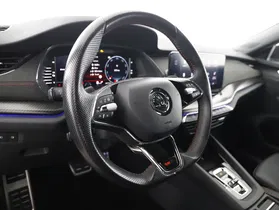 Skoda Octavia 1.4 TSI RS iV | Thumbnail 23 von 27