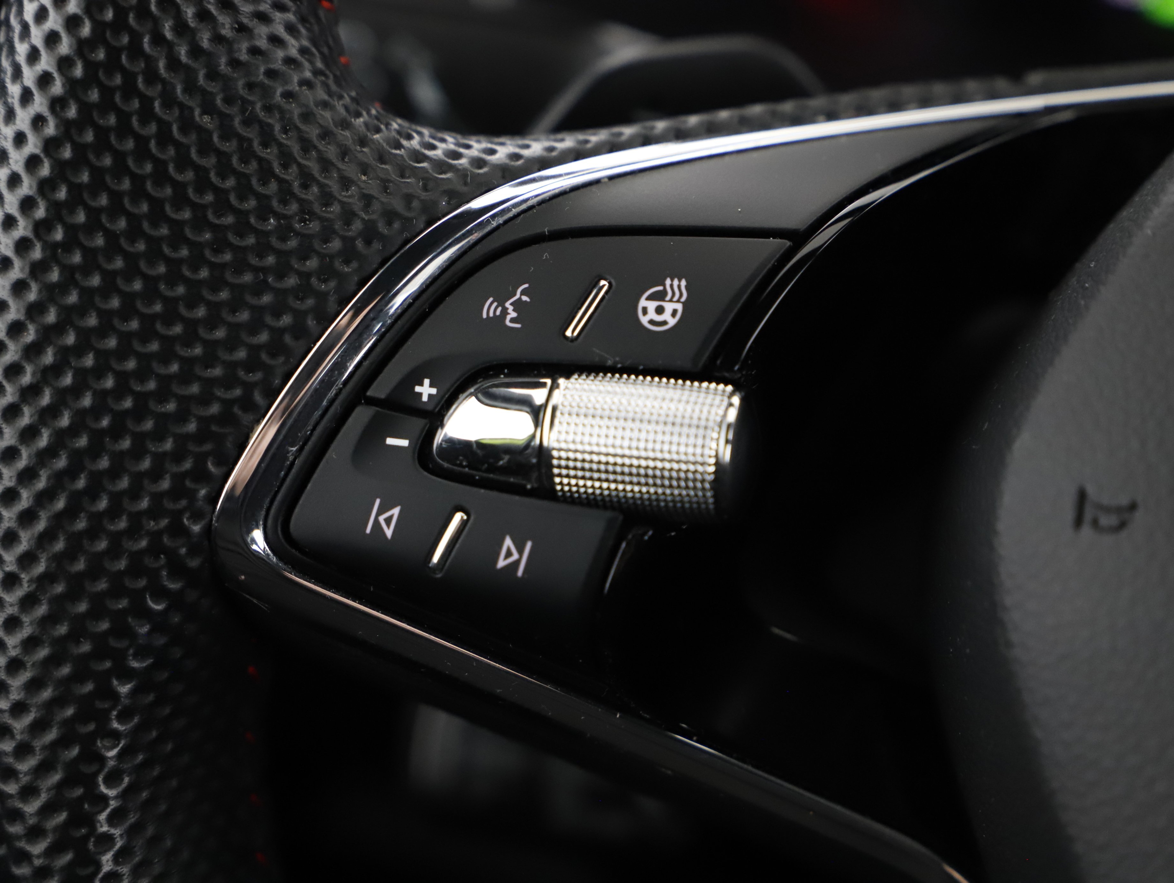 Skoda Octavia 1.4 TSI RS iV | Bild 9 von 31