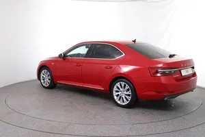 Skoda SUPERB iV Style DSG | Thumbnail 4 von 31