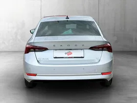 Skoda OCTAVIA TDI DSG | Thumbnail 6 von 28