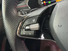 Skoda Octavia 2.0 TDI RS | Thumbnail 12 von 21