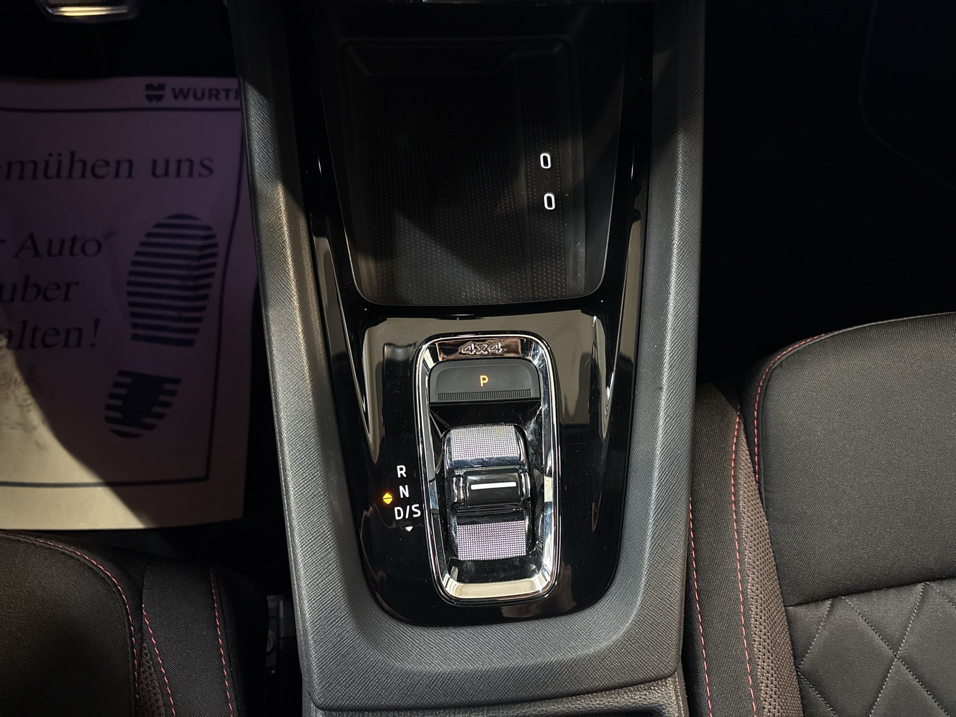 Skoda Octavia 2.0 TDI RS | Bild 16 von 21