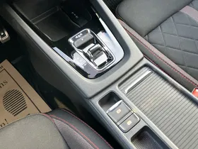 Skoda Octavia 2.0 TDI RS | Thumbnail 20 von 27