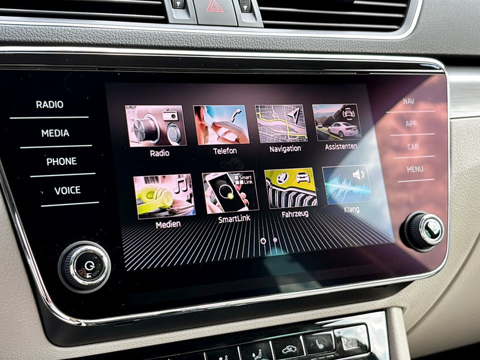 Skoda Superb 2.0 TDI 4x4 | Bild 13 von 16