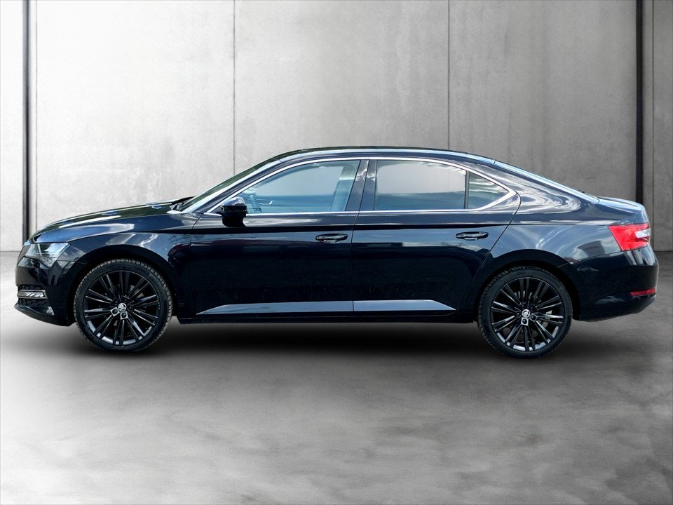 Skoda Superb 2.0 TDI 4x4 | Bild 3 von 25