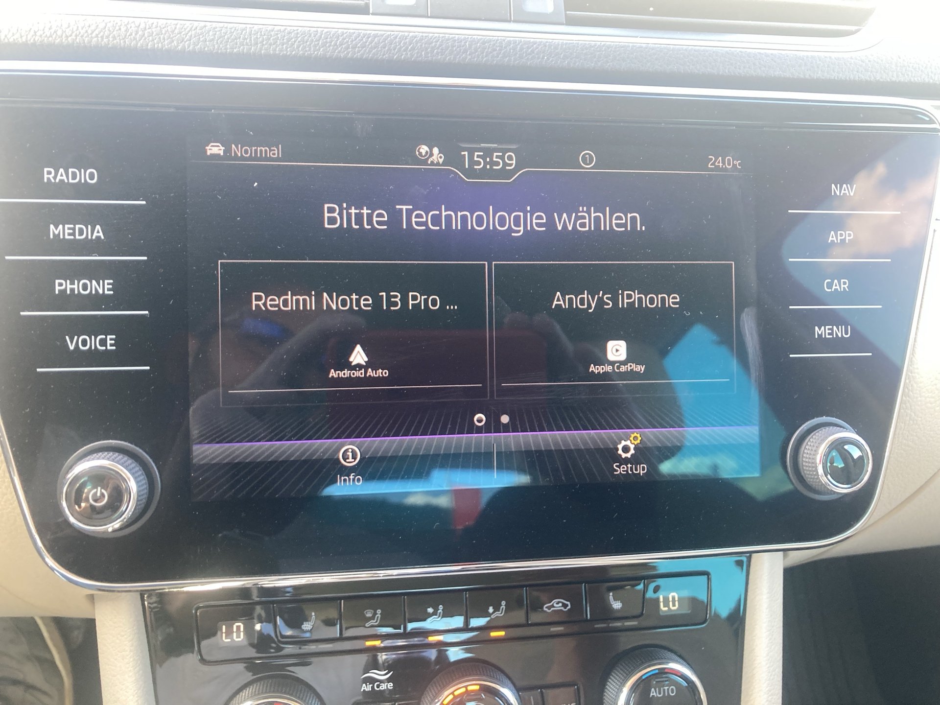 Skoda Superb 2.0 TDI Style 4X4 DSG | Bild 17 von 27