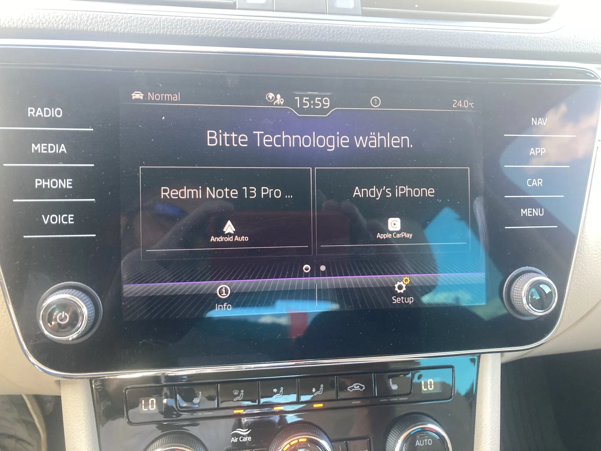 Skoda Superb 2.0 TDI Style 4X4 DSG | Bild 17 von 27