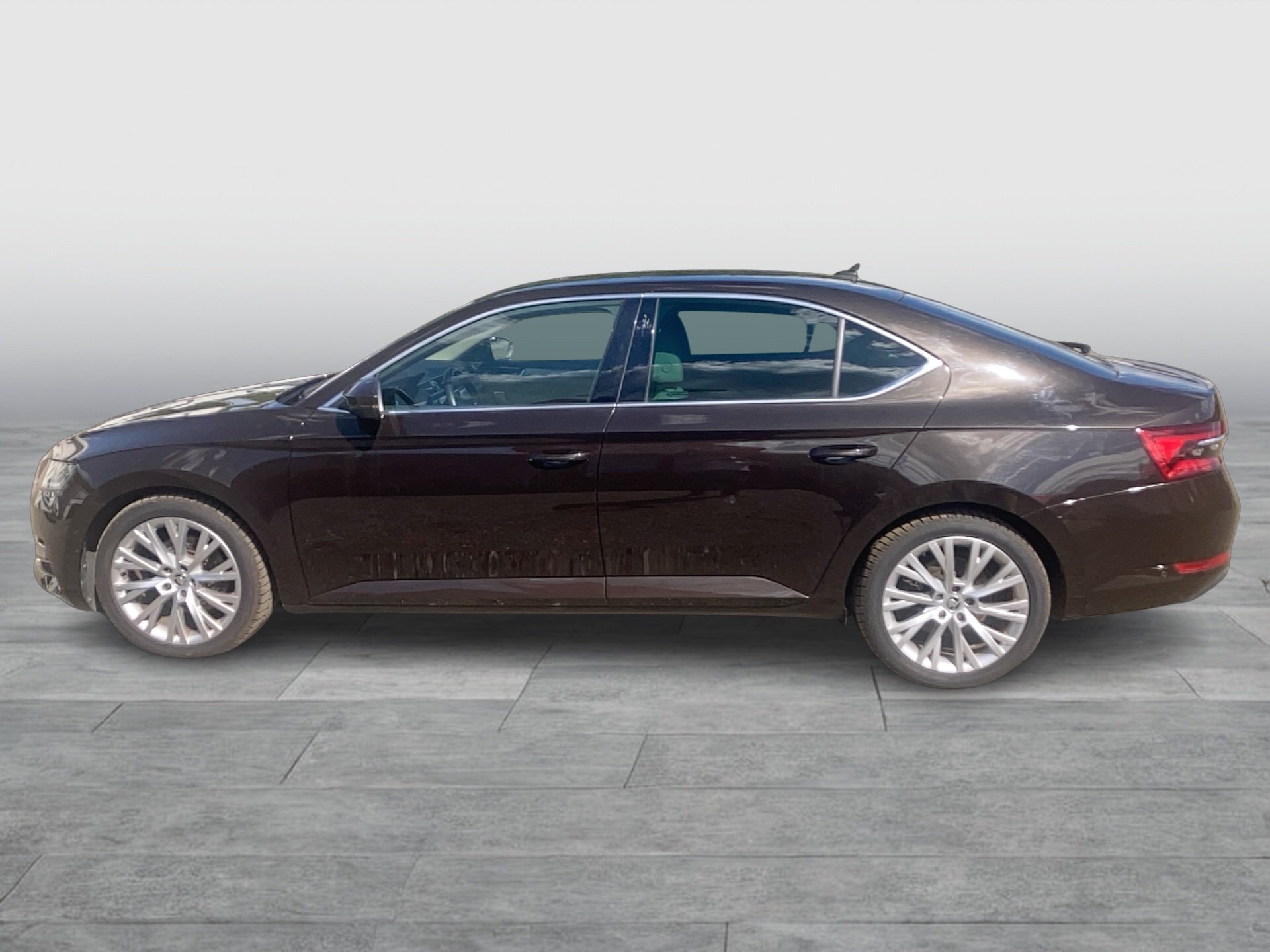 Skoda Superb 2.0 TDI Style 4X4 DSG | Bild 3 von 27