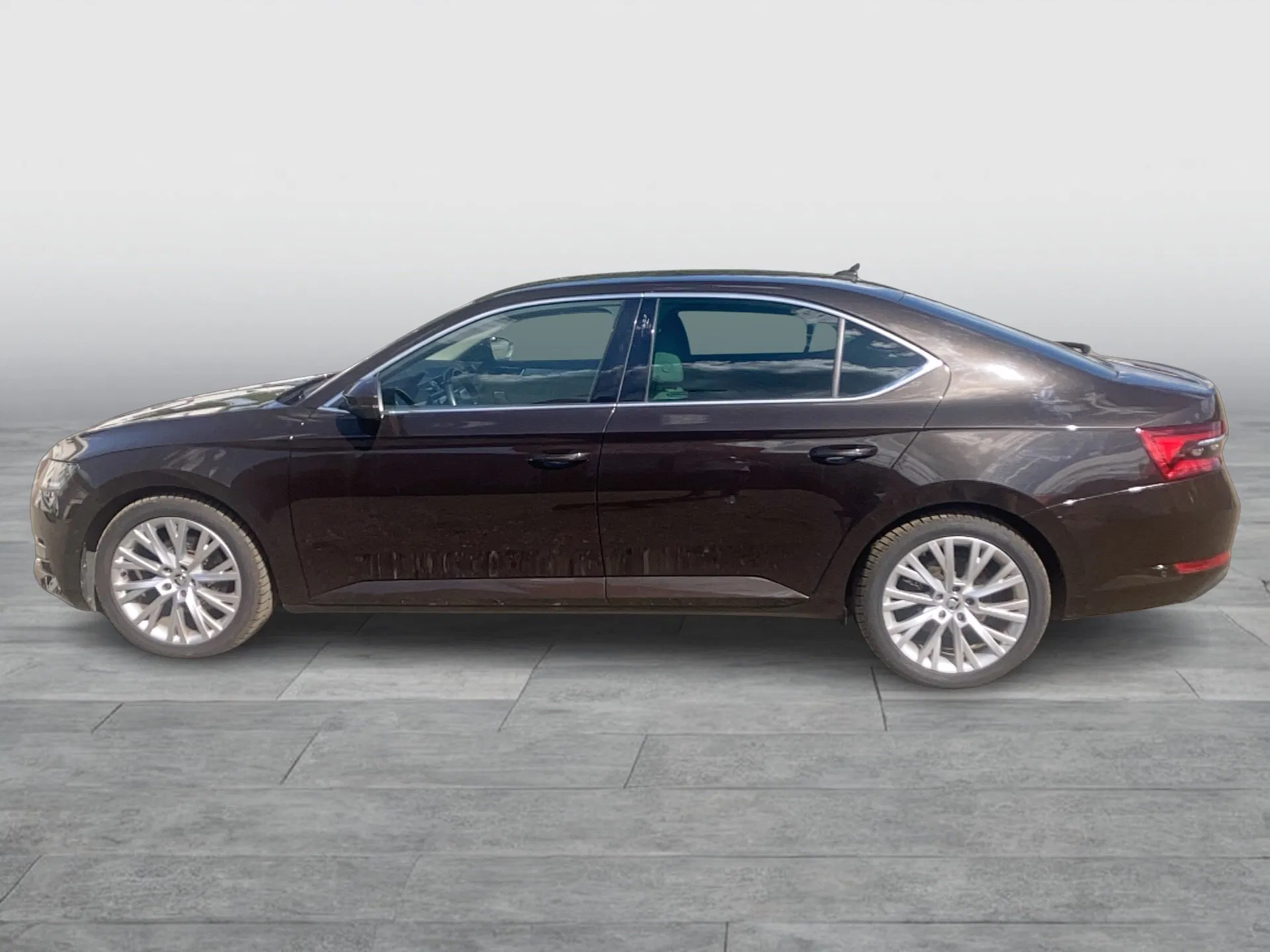 Skoda Superb 2.0 TDI Style 4X4 DSG | Bild 3 von 27